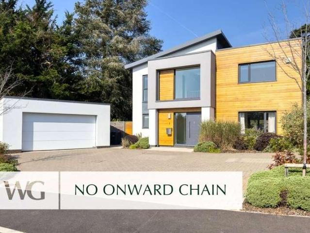 Property for sale in Newcourt, Watergate
