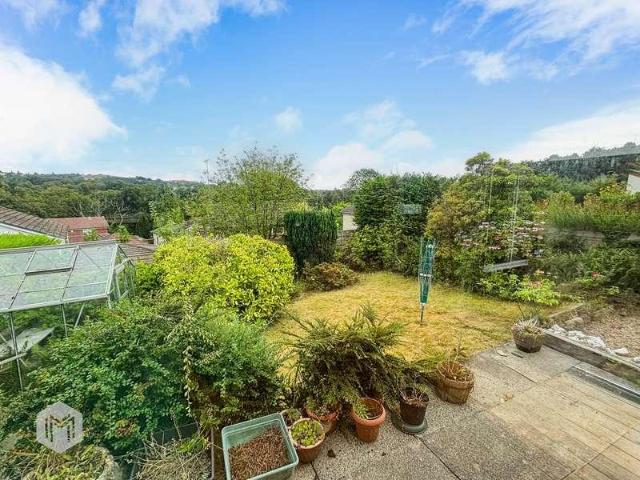 Property for sale in Bradshaw, Lee Bank