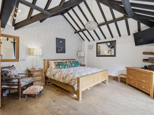 Property for sale in Drayton Beauchamp
