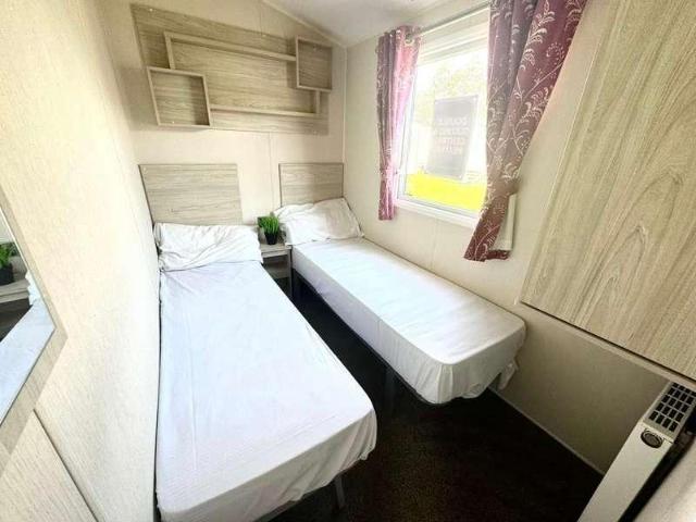 Property for sale in Dale Hill, Essex
