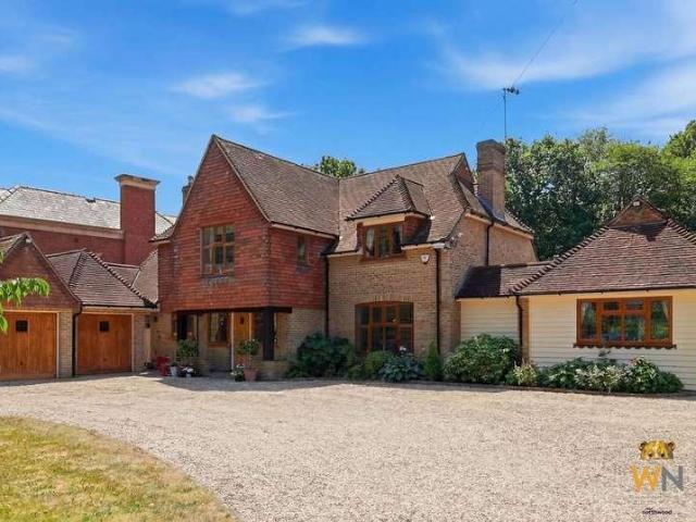 Property for sale in Hutton Mount, Brentwood