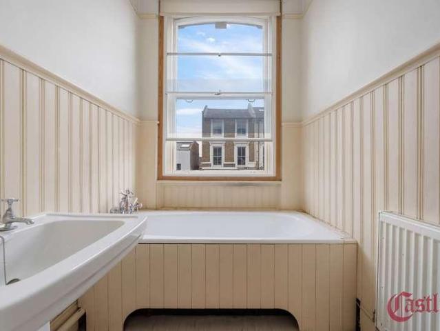 Property for sale in Stoke Newington, Greater London