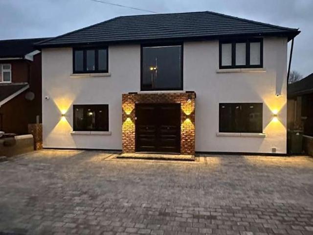Property for sale in Chadsmoor, Staffordshire