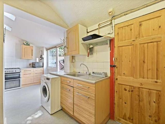 Property for sale in Lane, Greater London