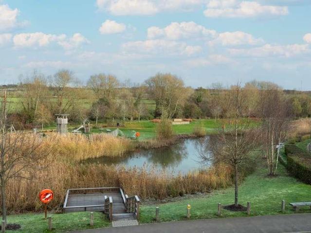 Property for sale in Barton Park, The Slade