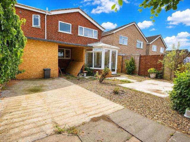 Property for sale in Boughton Green, Kingsthorpe
