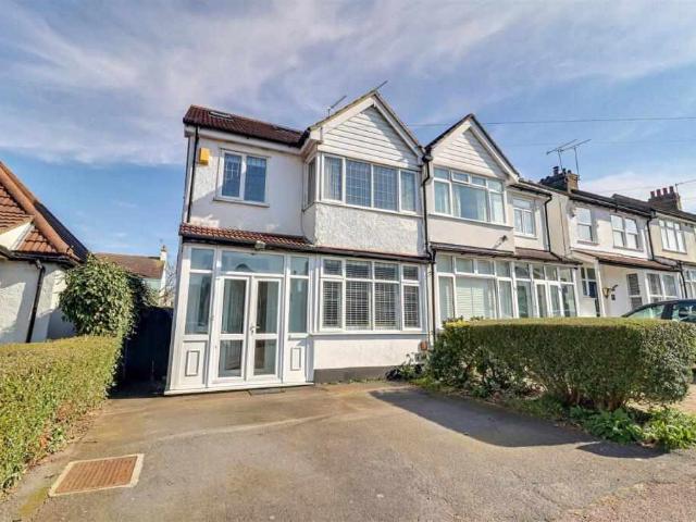 Farm for sale in Leigh-on-Sea, Alton Barnes