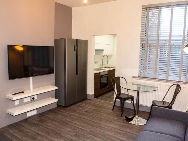 Apartment for rent in Lenton Abbey, Haddon