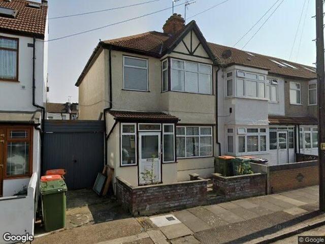 House for rent in London Borough of Newham, Greater London