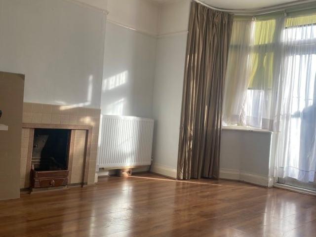 House for rent in Temple Fortune, Greater London