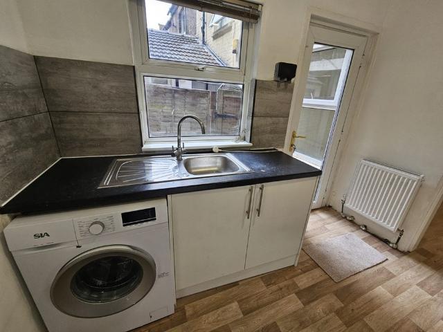 House for rent in Spring Park, Luton