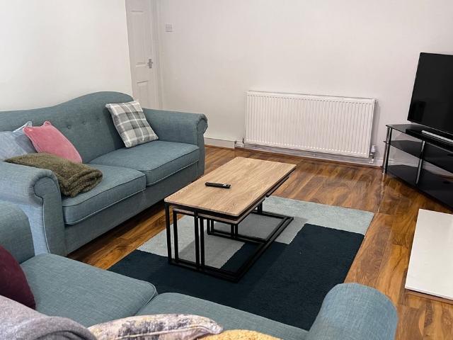House for rent in Lenton Abbey, Haddon