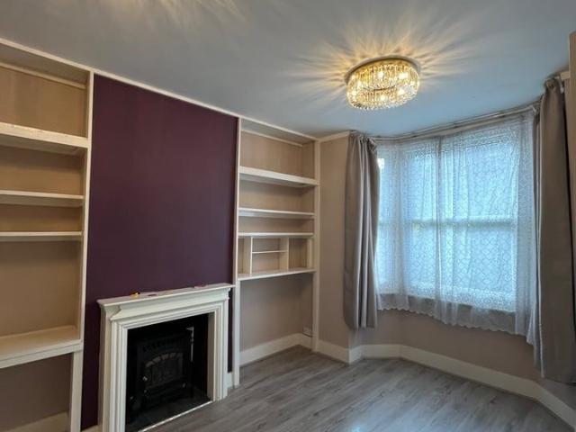 House for rent in London Borough of Southwark, Greater London