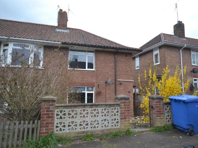 Farm for rent in North Earlham, East Bank