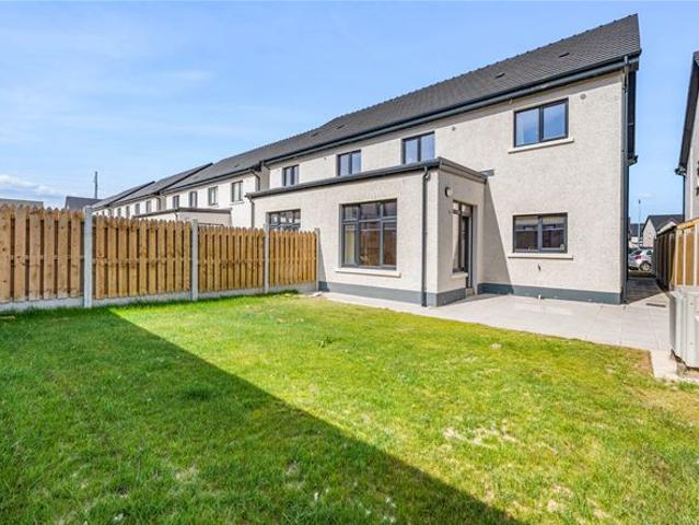 Detached House for sale in Carrigaline, County Cork