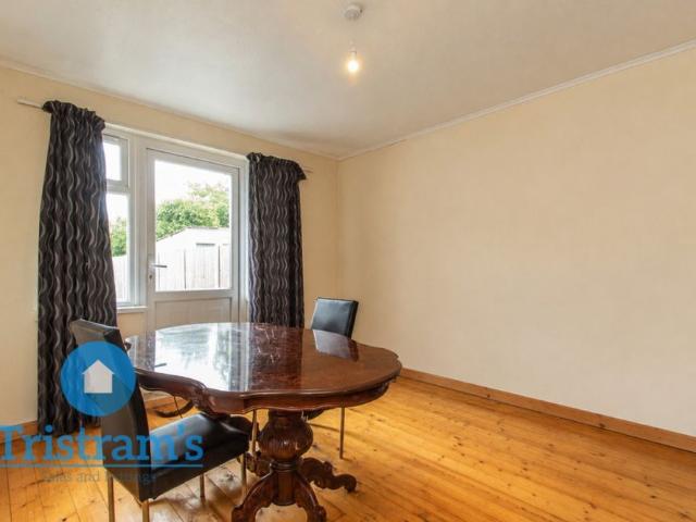 Room for rent in Wollaton Vale, Haddon