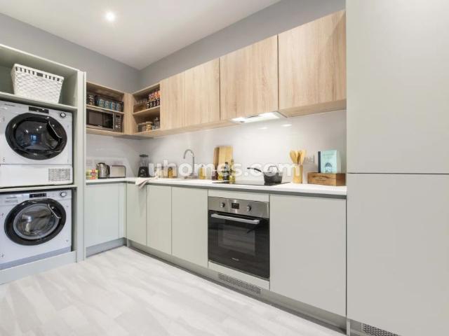 Room for rent in Saint George's, Netherthorpe