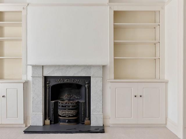 House for rent in Earlsfield, Greater London