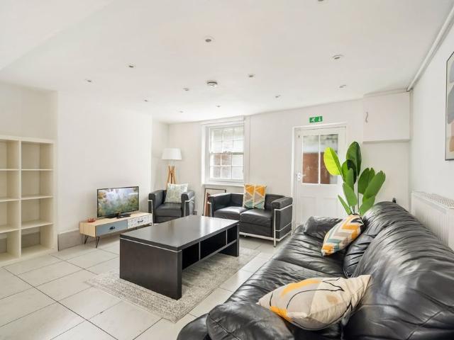 House for rent in Westminster, Victoria
