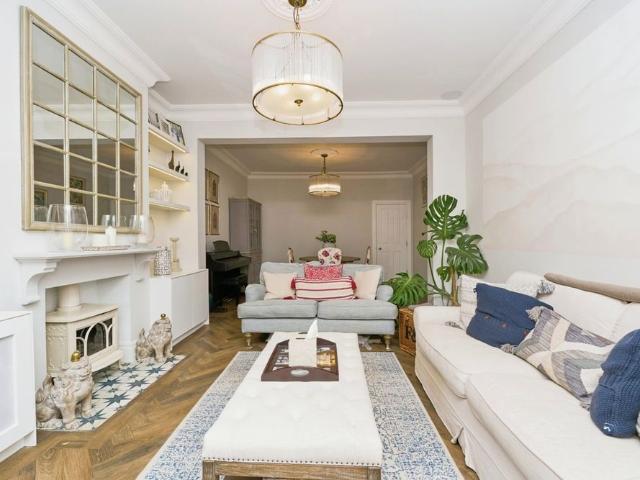 House for rent in London Borough of Richmond upon Thames, Greater London