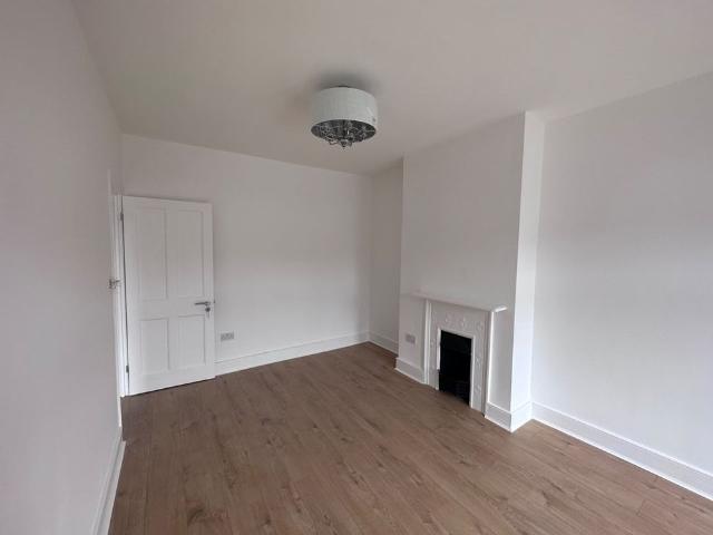 House for rent in Gants Hill, Greater London