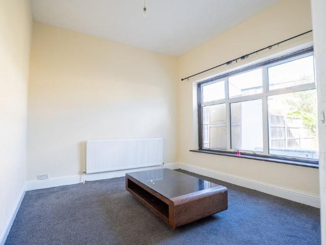 House for rent in London Borough of Redbridge, Greater London
