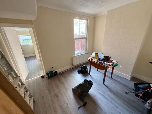 House for rent in Plashet, Greater London