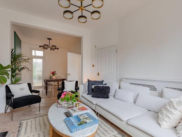 House for rent in West Hackney, Greater London