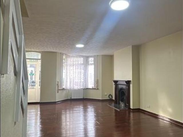 House for rent in London Borough of Newham, Greater London