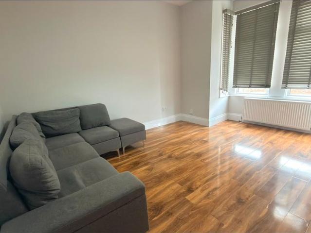 House for rent in Gants Hill, Greater London