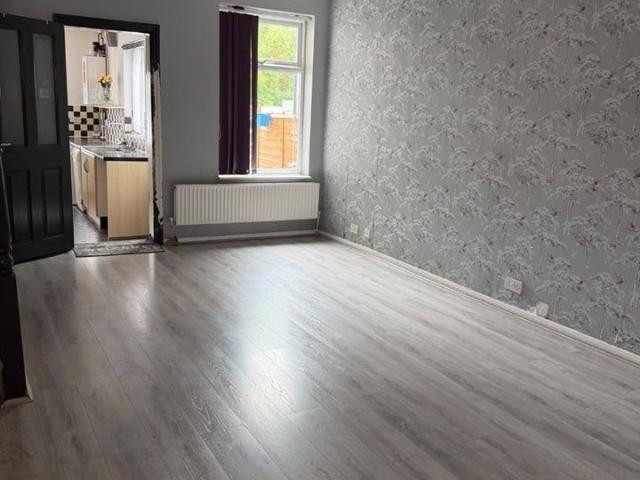 House for rent in Spring Park, Luton