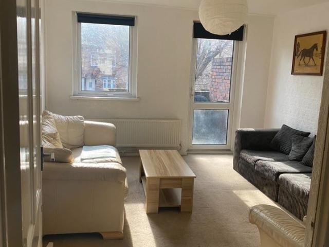 House for rent in Poplar Grove, Greater London