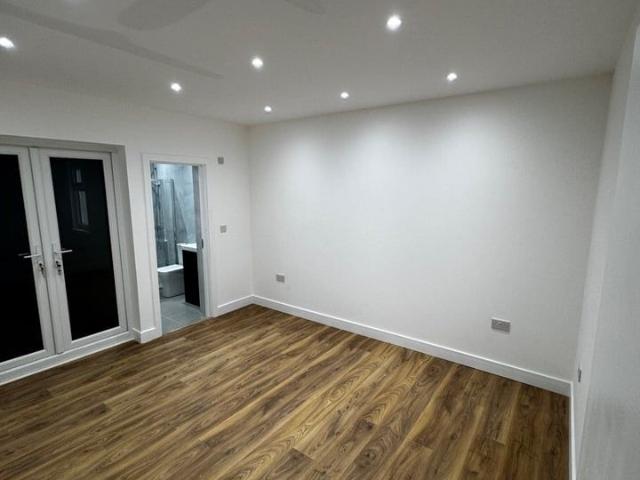 House for rent in London Borough of Ealing, Greater London