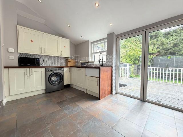 House for rent in Lane, Greater London