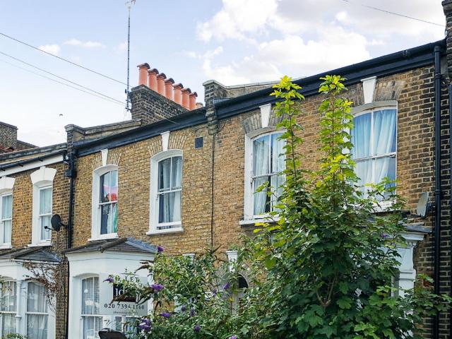 House for rent in London Borough of Lewisham, Greater London