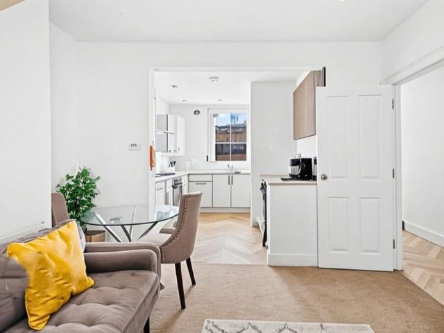 House for rent in London Borough of Tower Hamlets, Greater London