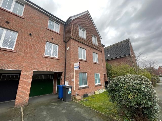 House for rent in Oughtrington, Warrington