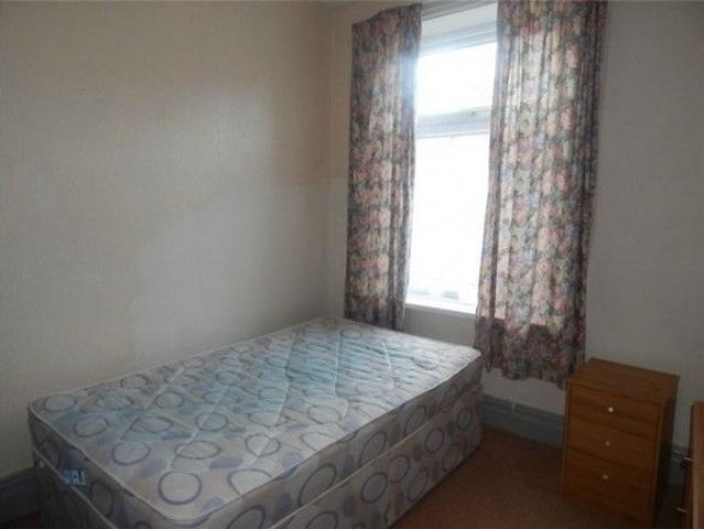 Room for rent in Highfields, Huddersfield
