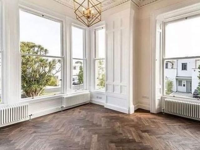 House for sale in Deri