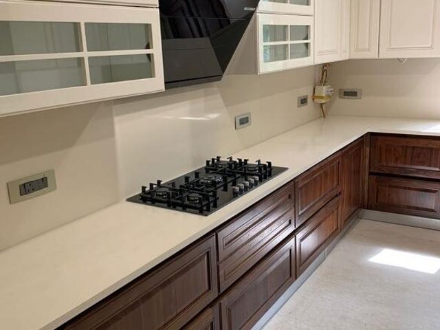 House for sale in Deri