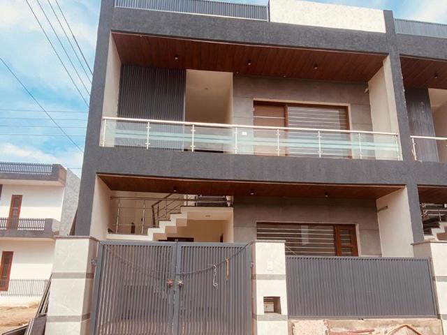 Villa for sale in Zirakpur, Punjab