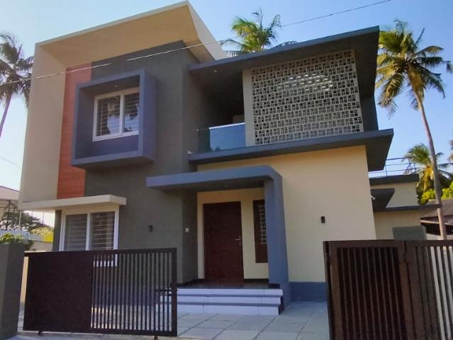 House for sale in Thrissur, Kerala