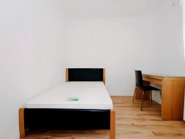 Room for rent in Oval, Greater London