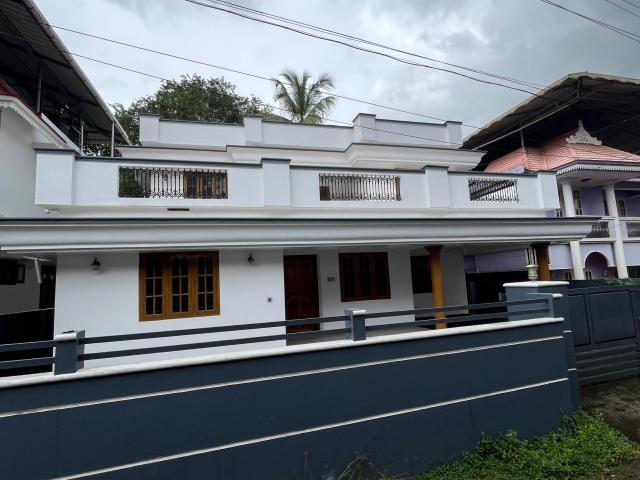 House for sale in Thrissur, Kerala