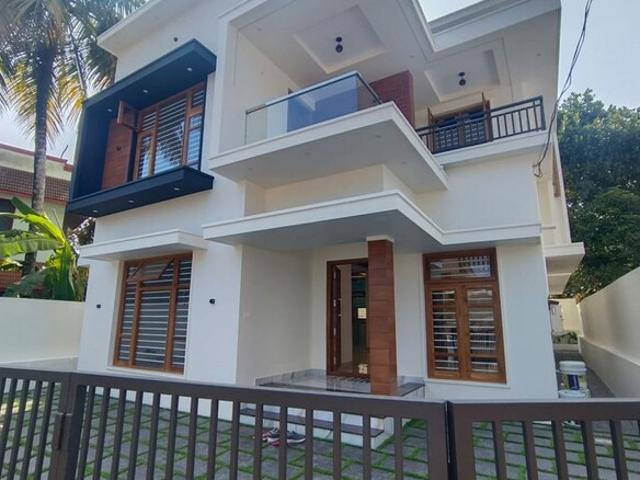 Villa for sale in Kerala