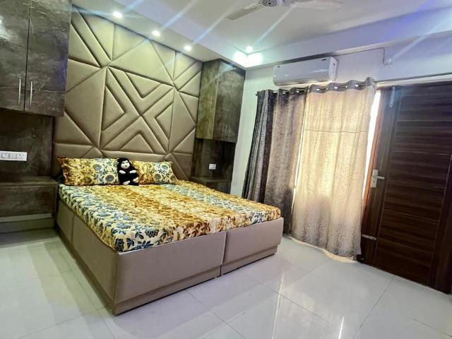 House for sale in Hariana