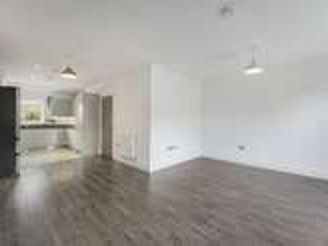 House for rent in London Borough of Lewisham, Cat Hill