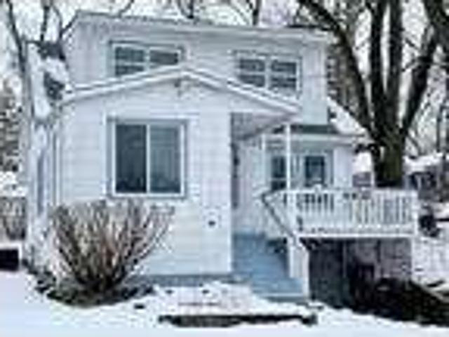 House for rent in Mchenry, Illinois
