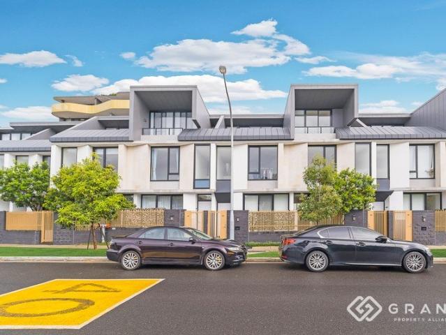 Townhouse for rent in Sydney, New South Wales