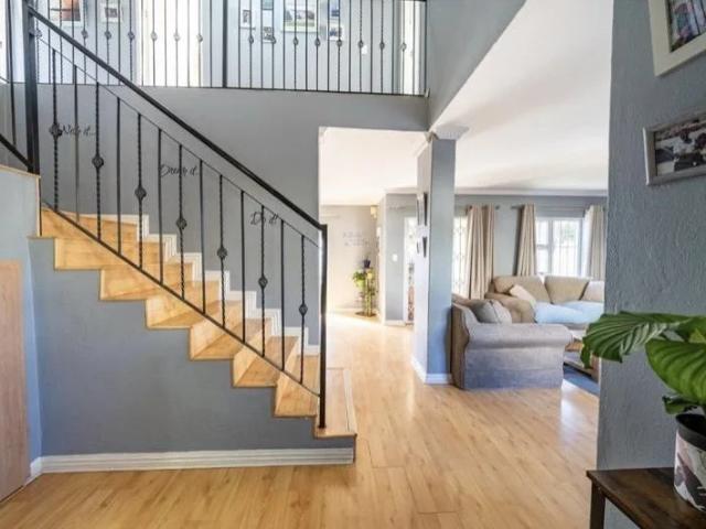 Townhouse for sale in Vosloorus, Gauteng